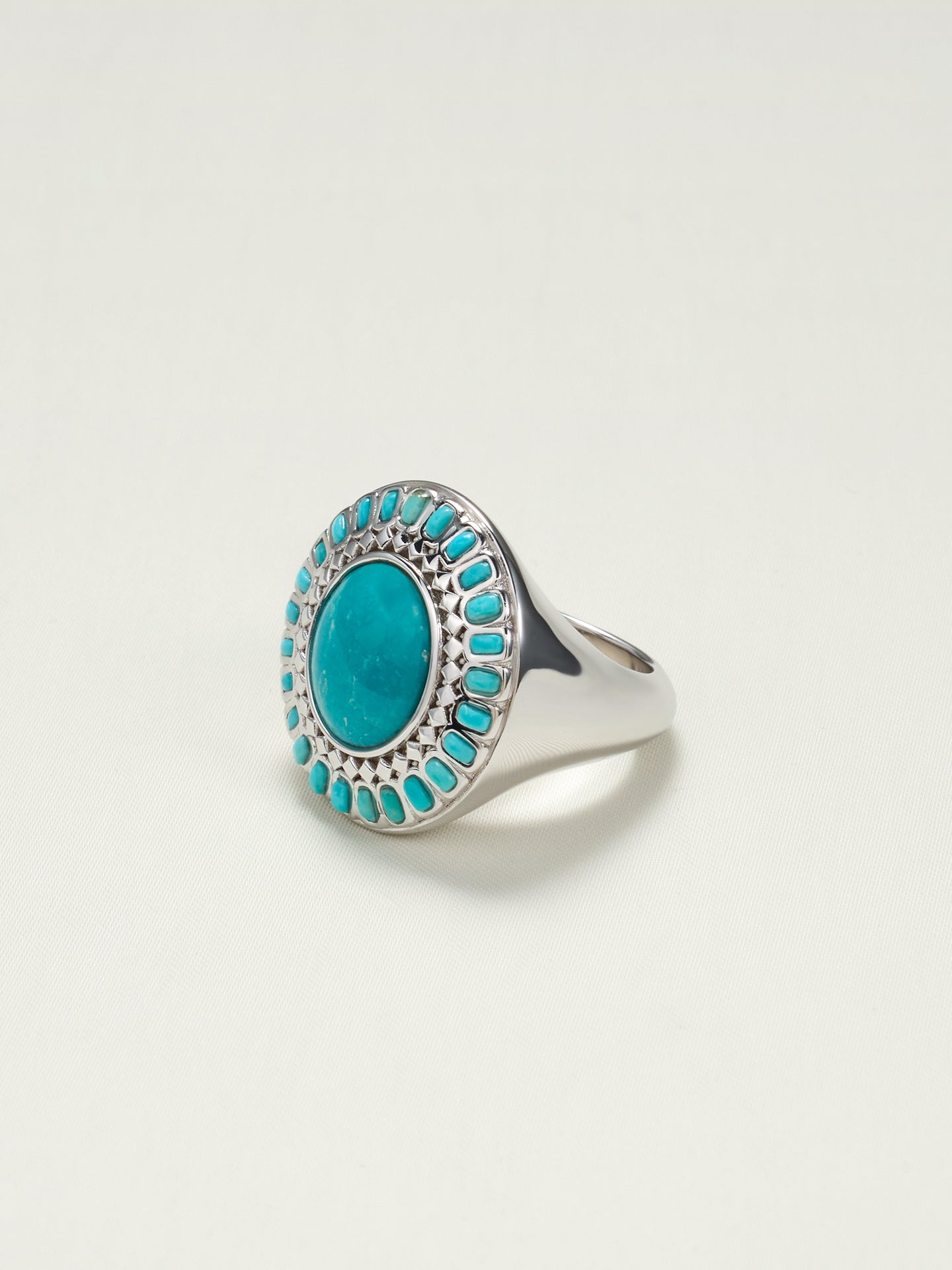 A high-end turquoise ring with a light luxury design sense for women 4