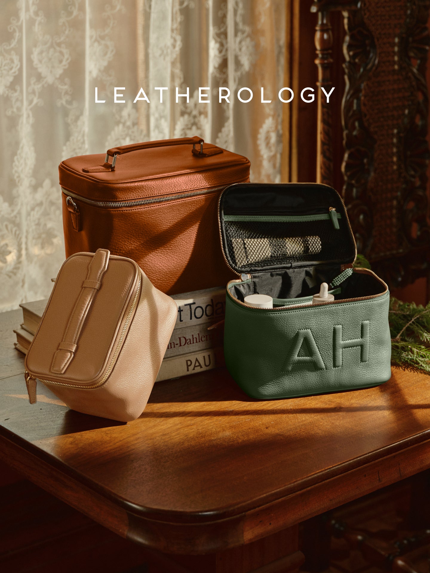 Genuine Leather Cosmetic Bag with Handheld Handle