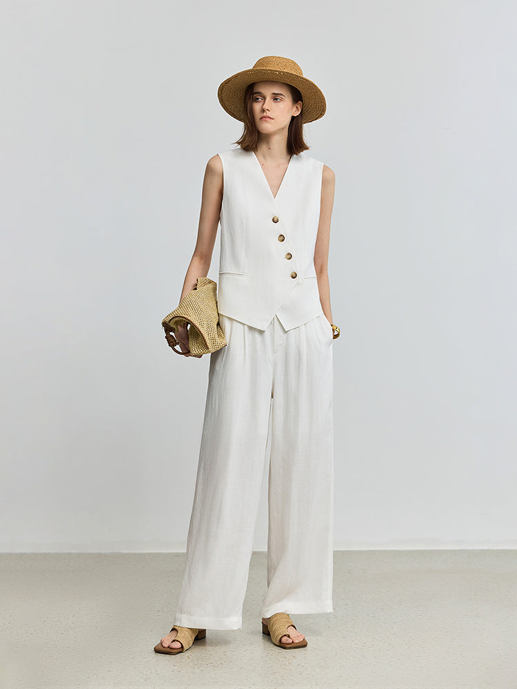An irregular V-neck casual white vest with a breathable linen design