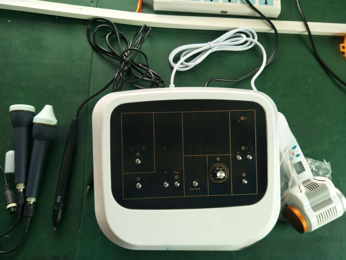 Magnetic Wave Spot Removal Beauty Device with Ice Therapy 1