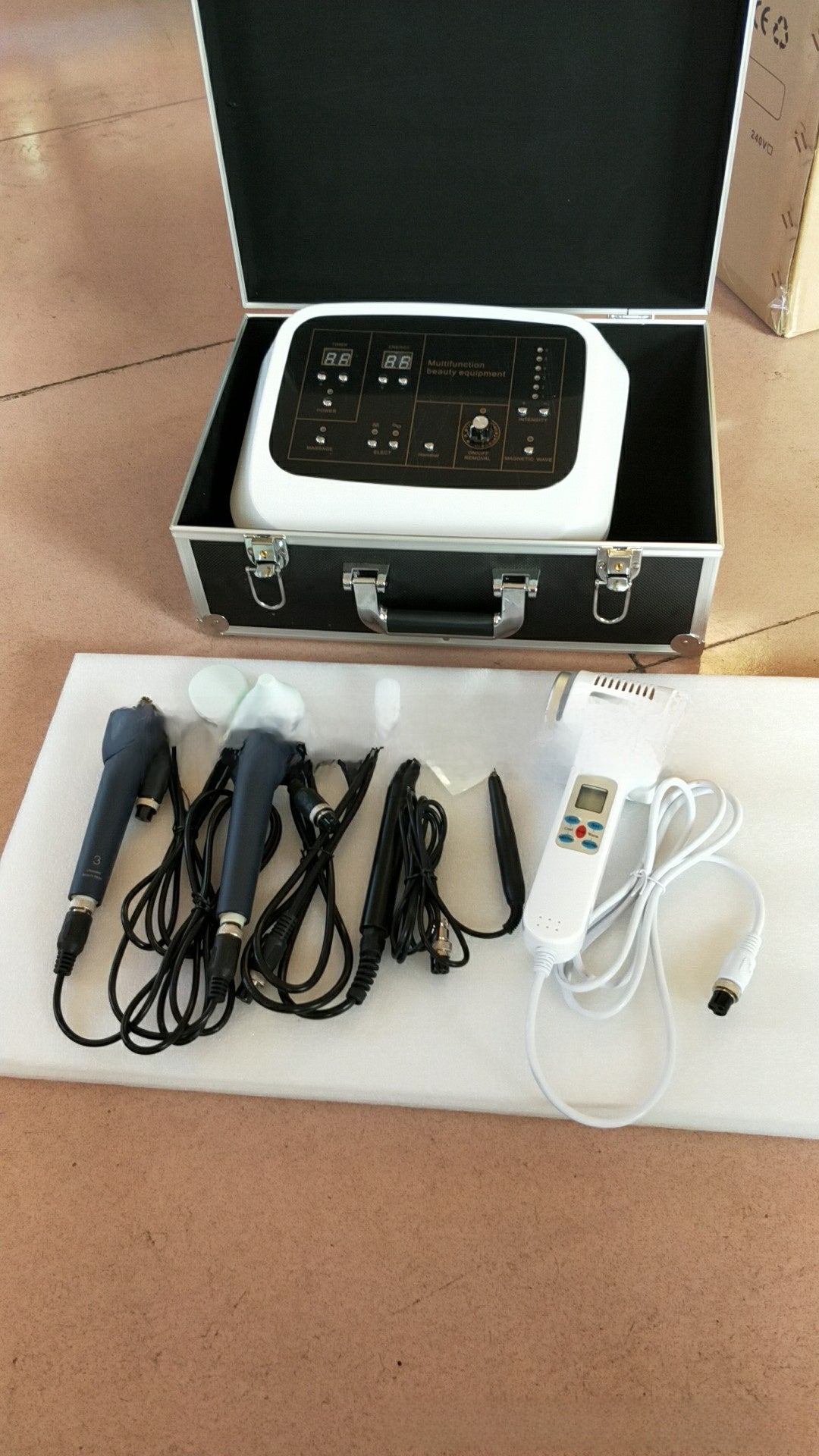 Magnetic Wave Spot Removal Beauty Device with Ice Therapy 4