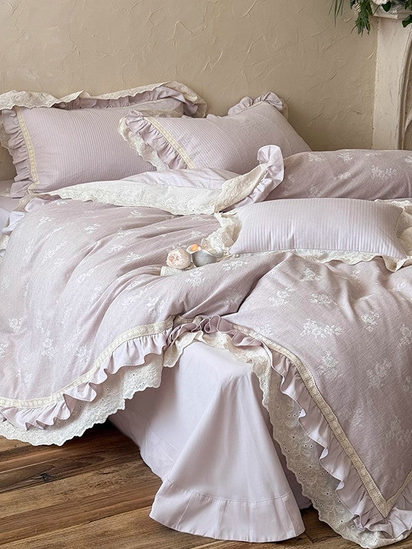 Four-piece bed set 3