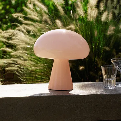 GUBI Obello Mushroom Table Lamp