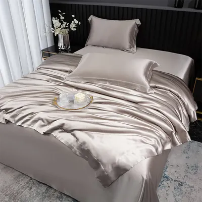 Luxury Silk Bedding Four-Piece Set