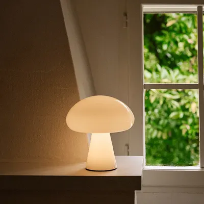 GUBI Obello Mushroom Table Lamp
