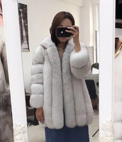 Women's Hooded Fox Fur Coat Winter Fashion